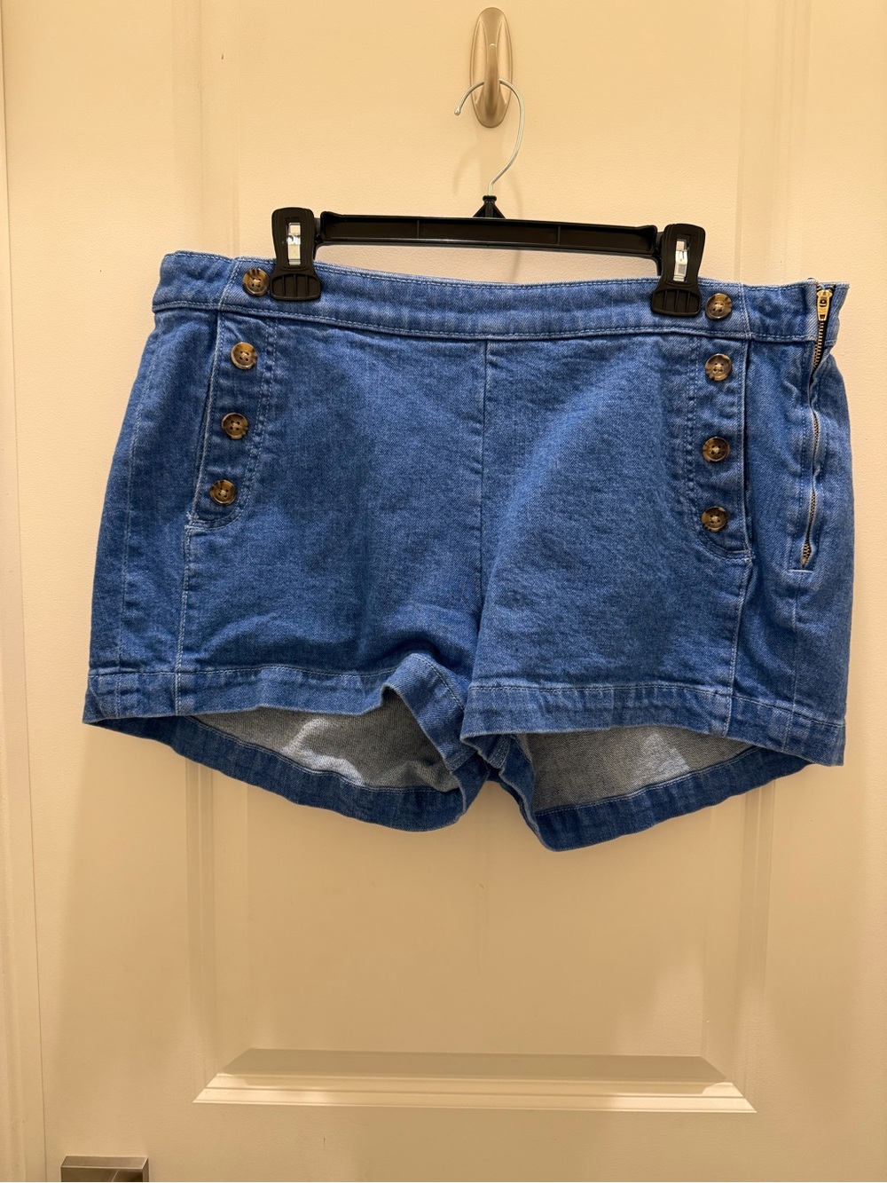 Old Navy Blue Denim Button-Accent Shorts
